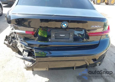 2023 BMW 3 Series 330E из США, поврежденный, VIN 3MW39FF05P8C83697